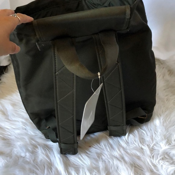 Lululemon Carry Onward Rucksack Dark Olive - Picture 2 of 8